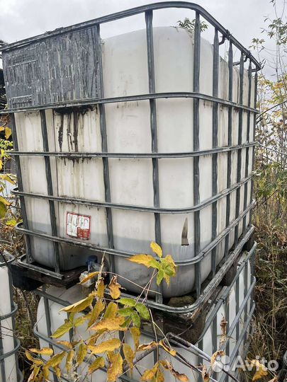 Емкость 1000л