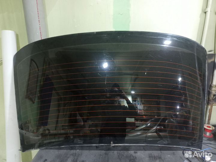 Заднее стекло ваз 2110