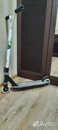 Трюковой самокат