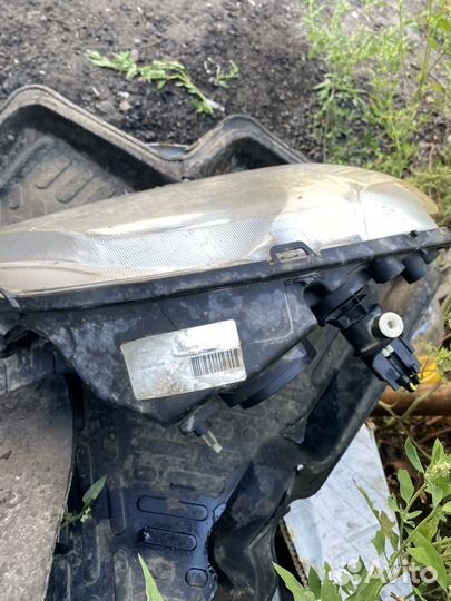 Фара передняя правая renault logan 1