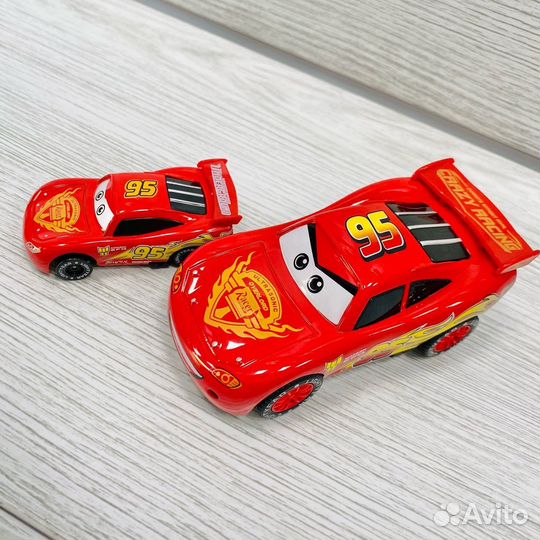 Тачки, машинка Молния Маквин Маккуин инерцион.13см