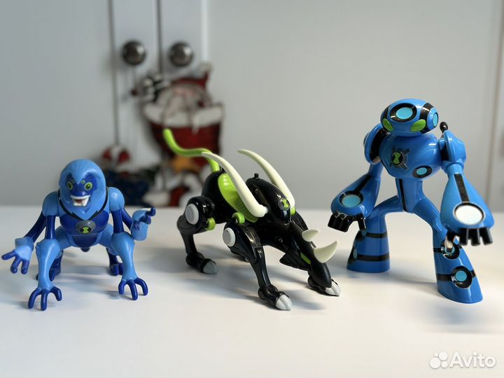 Ben 10 игрушки