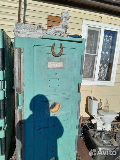 Инкубатор для яиц автоматический