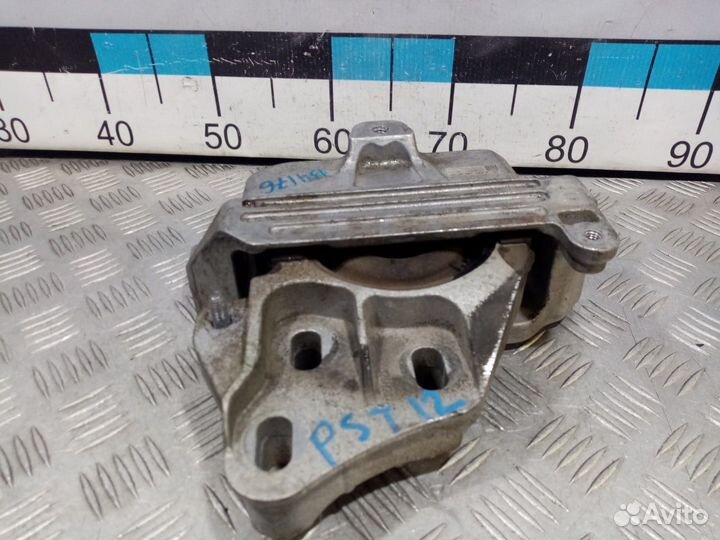 Б/У Опора кпп#001