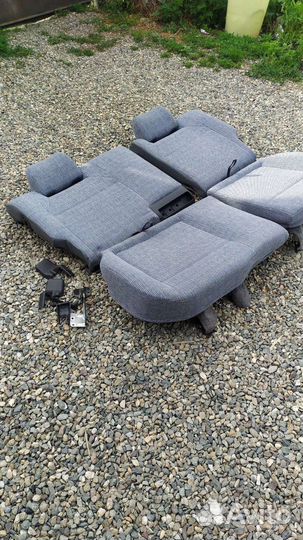 Заднее сиденье субару