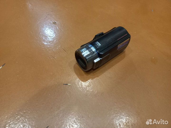 Видеокамера samsung hmx-Q20