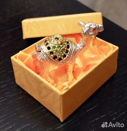 Статуэтка-шкатулка верблюд, металл/стразы, новая