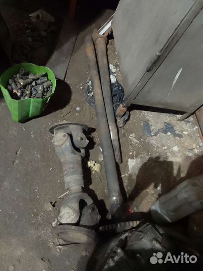 Кардан полуоси урал