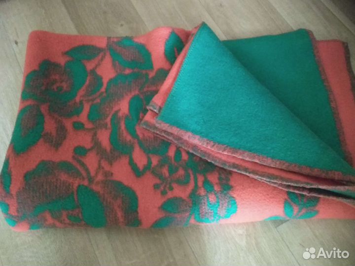 Одеяло шерстяное