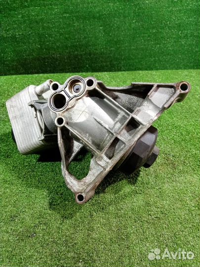 Корпус масляного фильтра Volkswagen Touareg 7LA