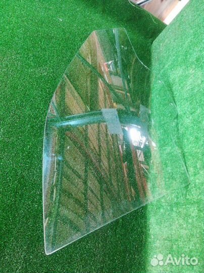 Стекло двери переднее правое Chevrolet Aveo