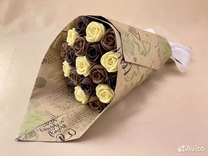 Букет из шоколадных роз (3 вида шоколада)