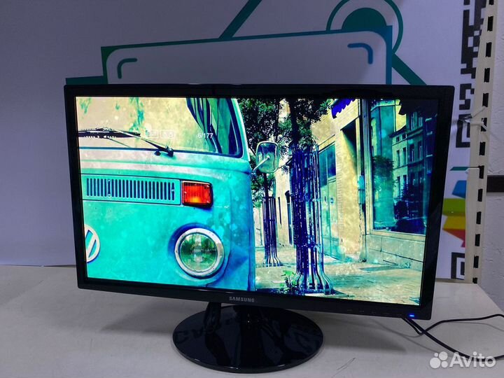 Новый монитор Samsung S24D332H 24