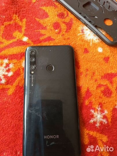 HONOR 20e, 4/64 ГБ