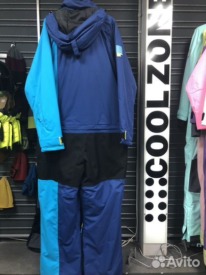 Горнолыжный комбинезон сноубордический