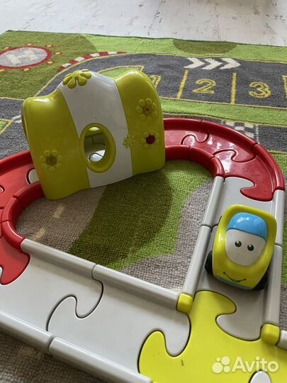 Трек с машинками