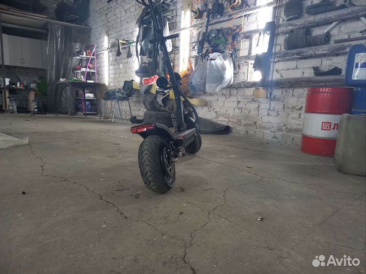 Электросамокат с сиденьем полный привод