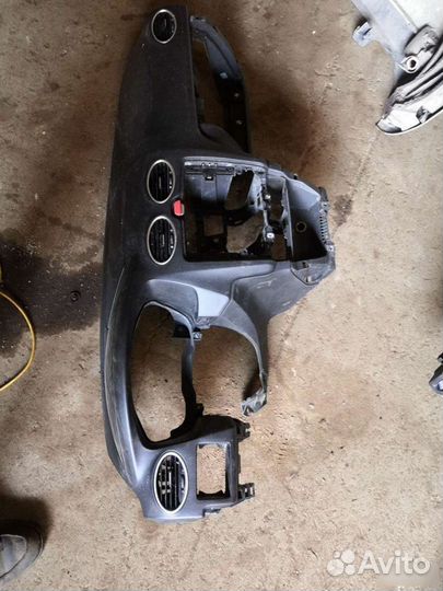 Торпедо панель салона Ford focus 2 (карман продан)