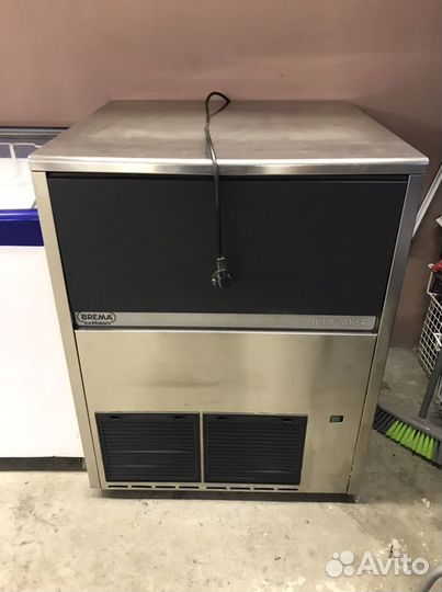 Холодильная витрина. Аренда