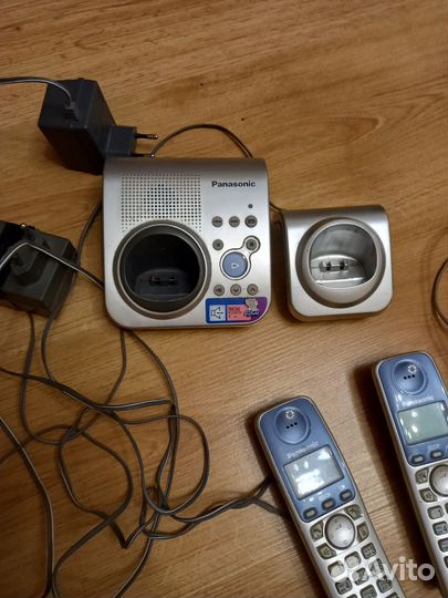 Домашний стационарный телефон panasonic KX-TG7225