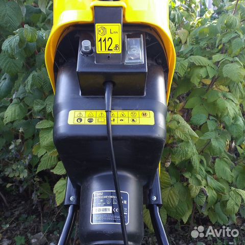 Садовый измельчитель YT 5452