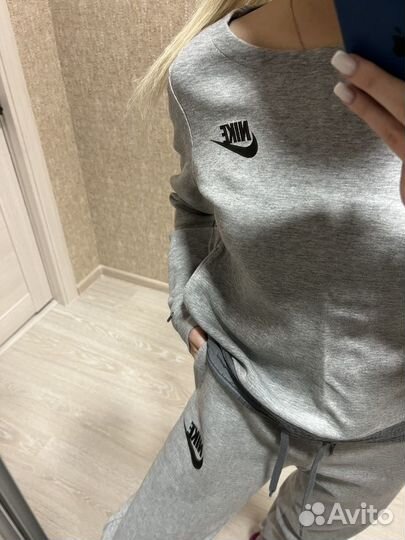 Спортивный костюм Nike