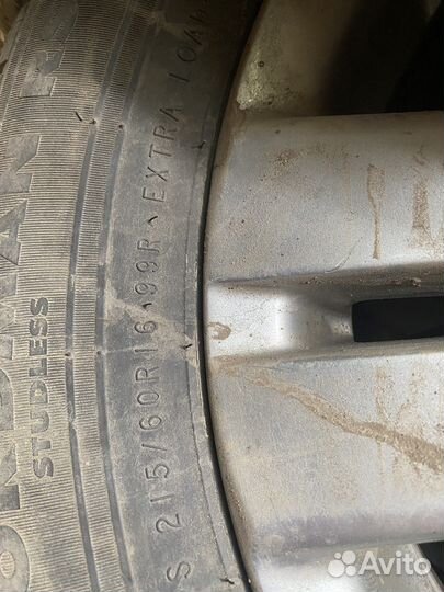 Nokian Tyres Hakka H 215/60 R16