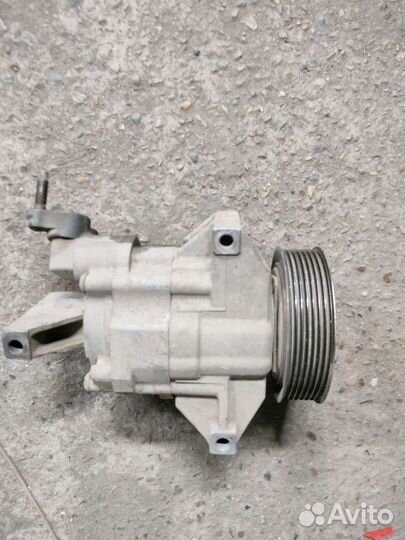 Компрессор кондиционера Ниссан тиида