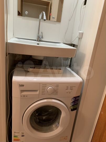 Комната 13 м² в 5-к., 2/5 эт.