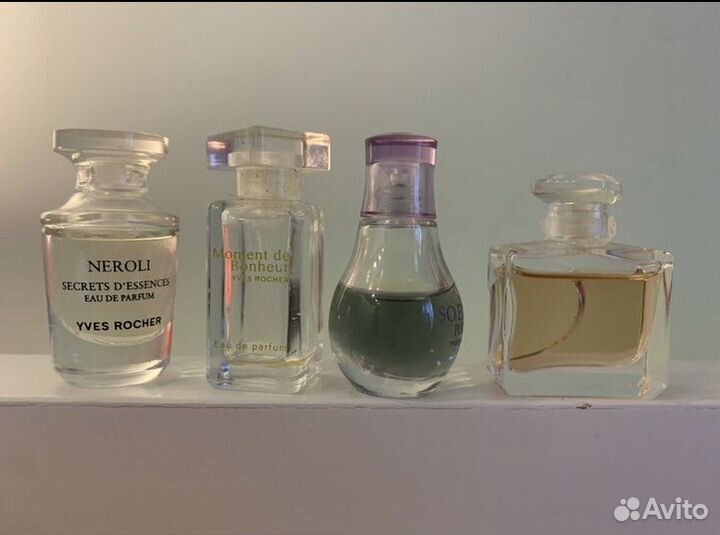 Флаконы миниатюры Ив Роше для коллекции