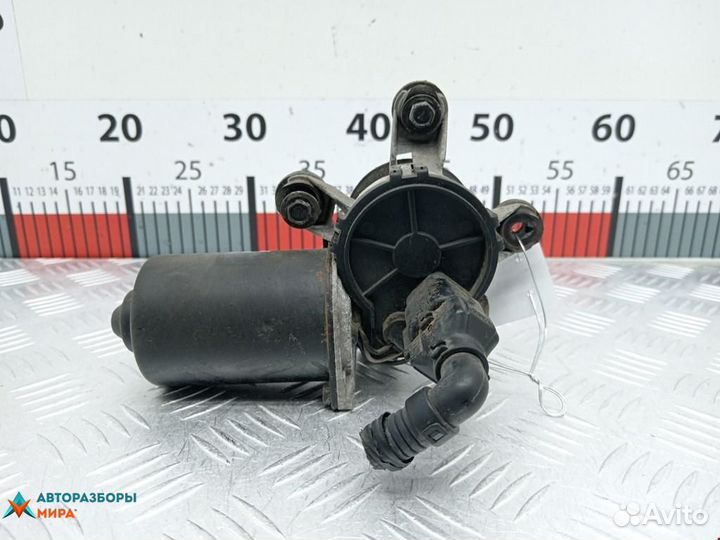 Моторчик передних стеклоочистителей (дворников)
