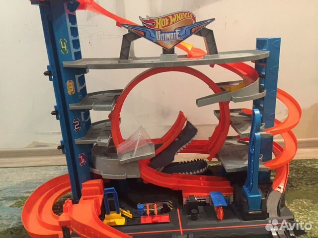 Набор игровой Hot Wheels Сити Невообразимый гараж