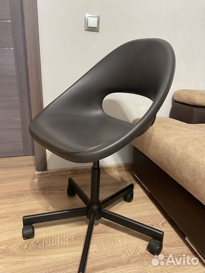 Вращающееся кресло malskar IKEA