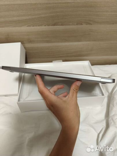 Apple MacBook Air 13 2020 m1 8/256 gb рст