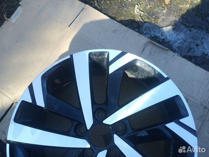 Диск литой Volkswagen Polo 6