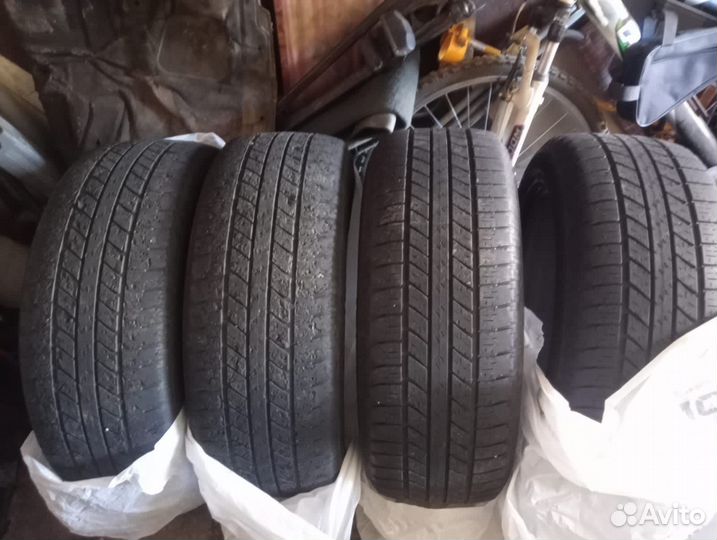 Goodyear Wrangler HP All Weather 235/55 R19