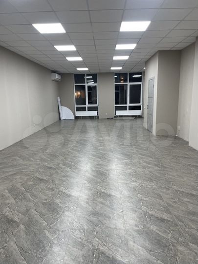 Торговая площадь, 80 м²