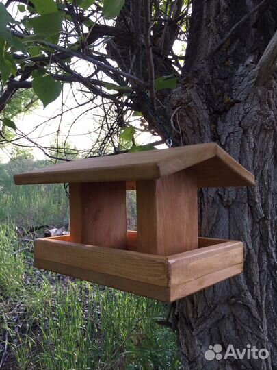 Кормушка для птиц