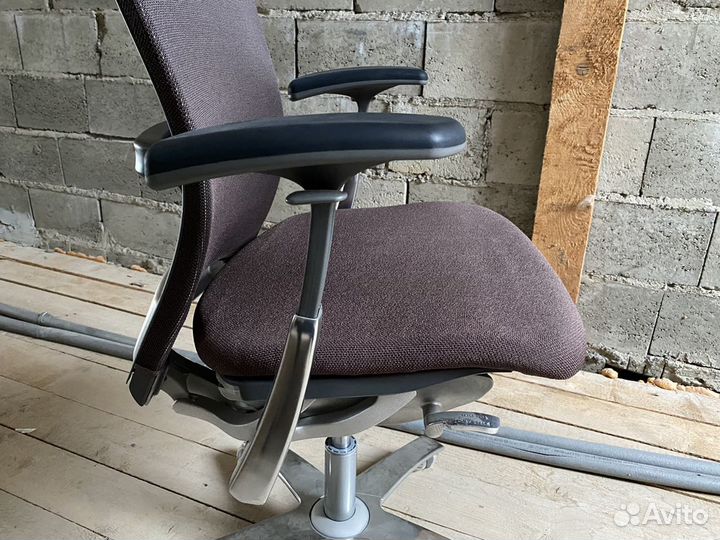 Кресло компьютерное Knoll