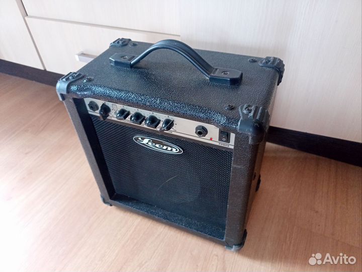 Комбоусилитель Leem 15 Вт