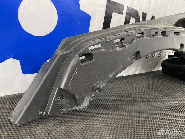 Корпус подножки правый Renault T 82223396