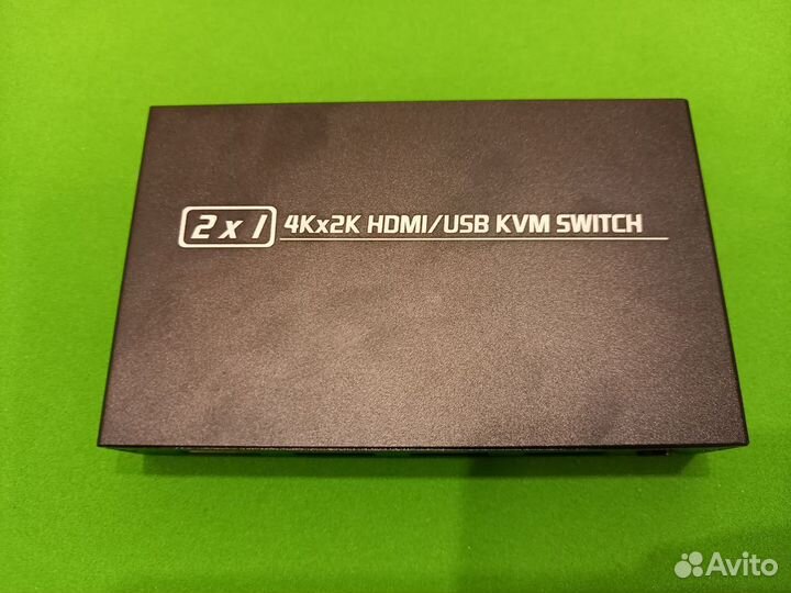 KVM Switch hdmi x1, USB x4 (на два компьютера)