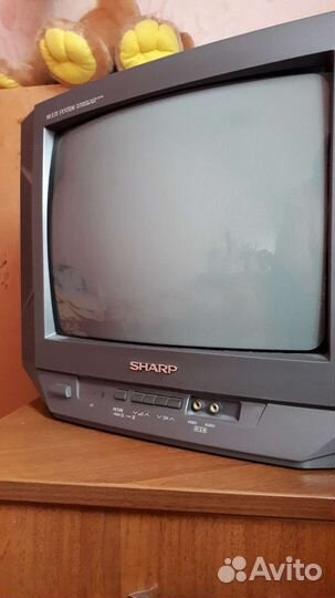 Телевизор бу Sharp