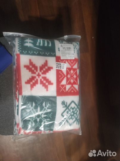 Пледы и покрывало