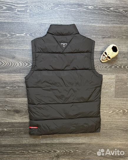 Жилетка prada