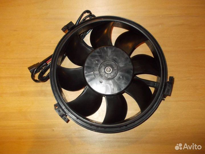 Вентилятор охлаждения Volkswagen Passat B5