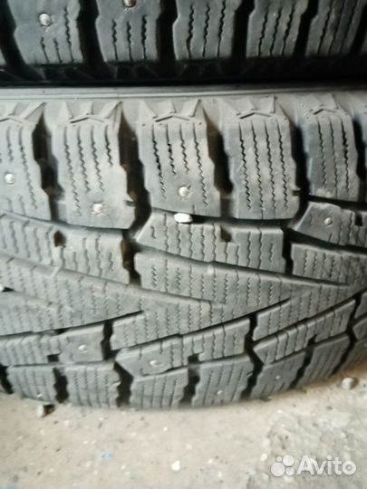 Roadstone Winguard WinSpike 225/65 R17