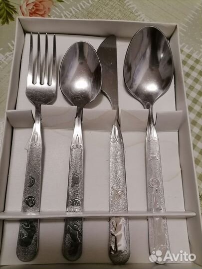 Набор детских столовых приборов 