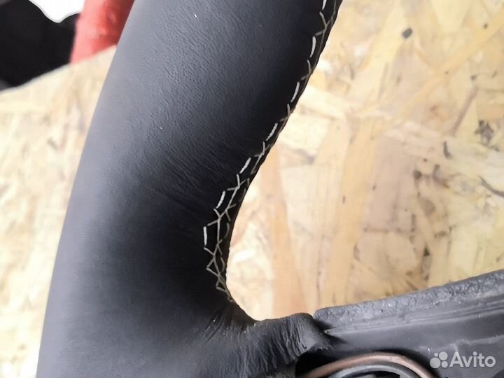 Руль BMW X5 X6 E70 E71