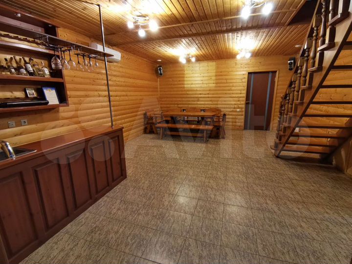 Коттедж 350 м² на участке 20 сот.